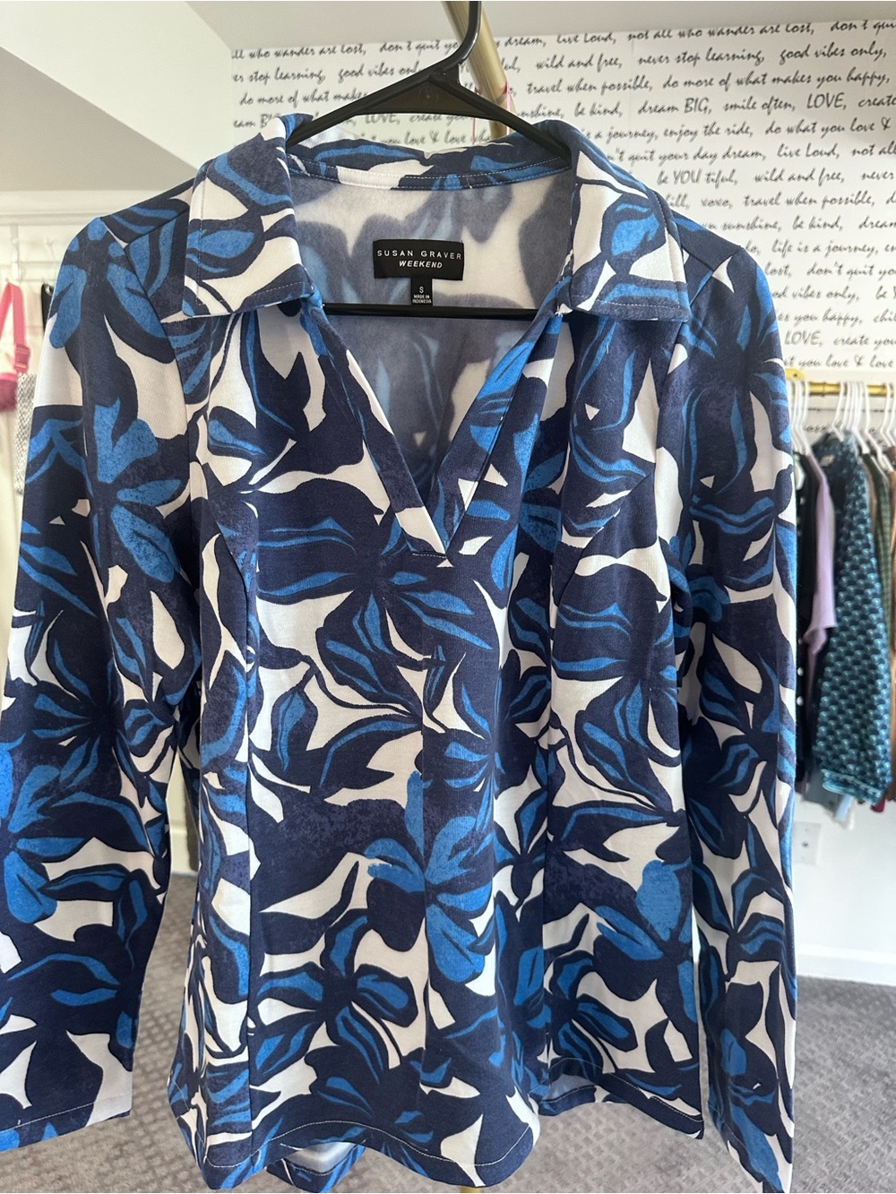 Susan Graver Weekend Blue Floral V-Neck Top
